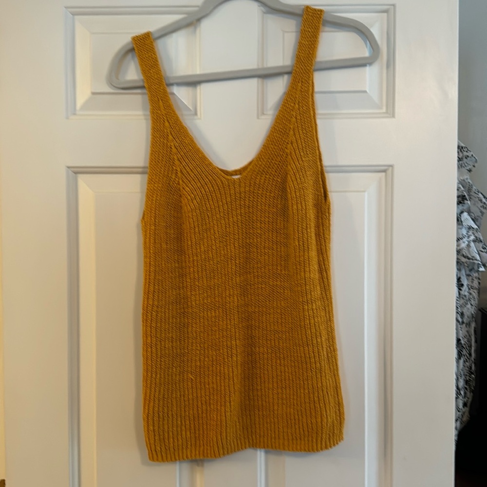 Ladies Madewell sweater tank